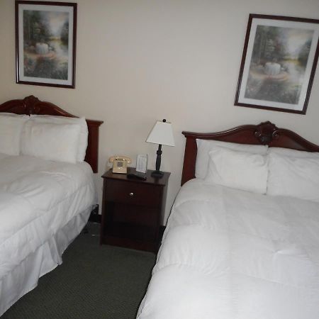 Highlander Motor Inn Arlington Exterior photo